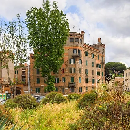 Lägenhet La Terrazza Al Cupolone